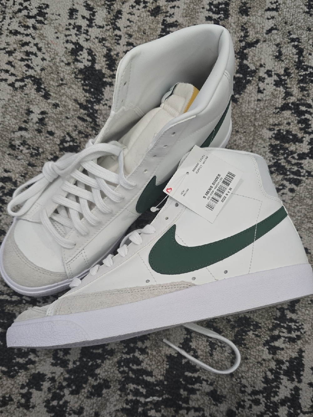 Nike Blazer Mid 'White with Green Swoosh'
